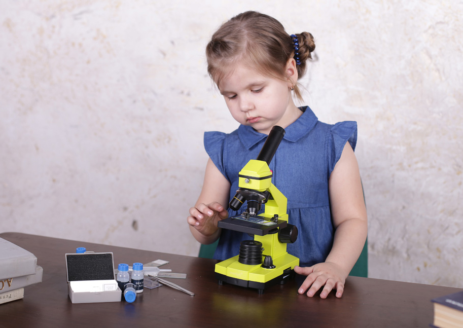 Mikroskop Levenhuk Rainbow 2L PLUS 18 Mikroskop Levenhuk Rainbow 2L PLUS -