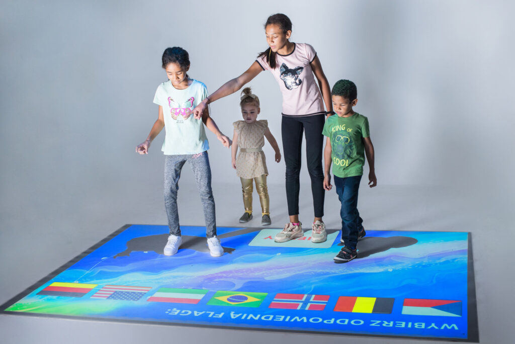 Podłoga interaktywna FunFloor rewalidacja - 50 gier edukacyjnych