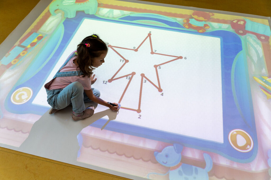 Podłoga interaktywna FunFloor rewalidacja - Edu Led