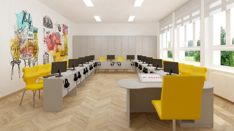 Pracownia informatyczno - językowa 4 Pracownia informatyczno - językowa -