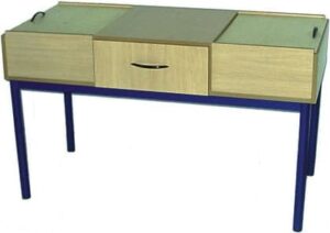 Lada biblioteczna na konstrukcji C