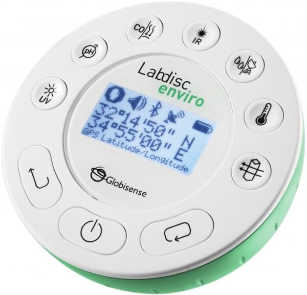 Rejestrator danych środowiskowych Labdisc Enviro z wyświetlaczem LCD pokazującym współrzędne GPS i stan baterii.