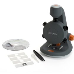 Mikroskop cyfrowy Celestron MicroSpin z akcesoriami: płytą z oprogramowaniem, szkiełkami podstawowymi, pipetą i pęsetą.