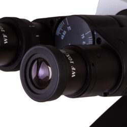 74000_levenhuk-med-35b-binocular-microscope_10 Głowica mikroskopu stereoskopowego z okularami WF 10x i skalą rozstawu źrenic.