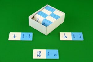 Domino - odejmowanie ułamków zwykłych - Pracownie