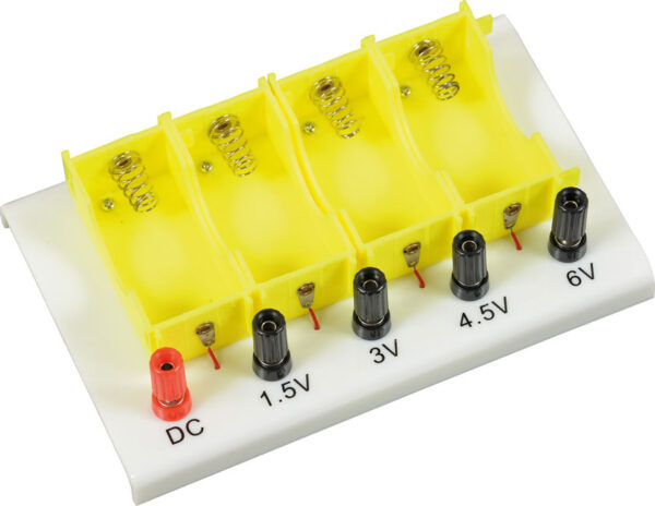 Płytka dydaktyczna z czterema żółtymi koszykami na baterie i gniazdami bananowymi z oznaczeniami napięcia od 1,5V do 6V.