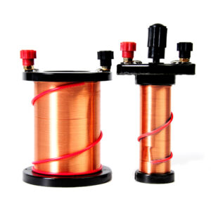 Dwie cewki indukcyjne z rdzeniem żelaznym - Przedmiotów ścisłych