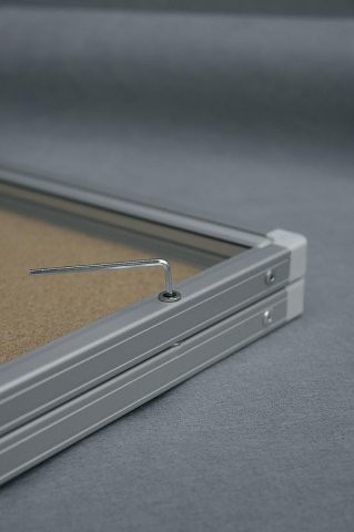 Gablota informacyjna korkowa model 2 7 Gablota informacyjna korkowa model 2 -