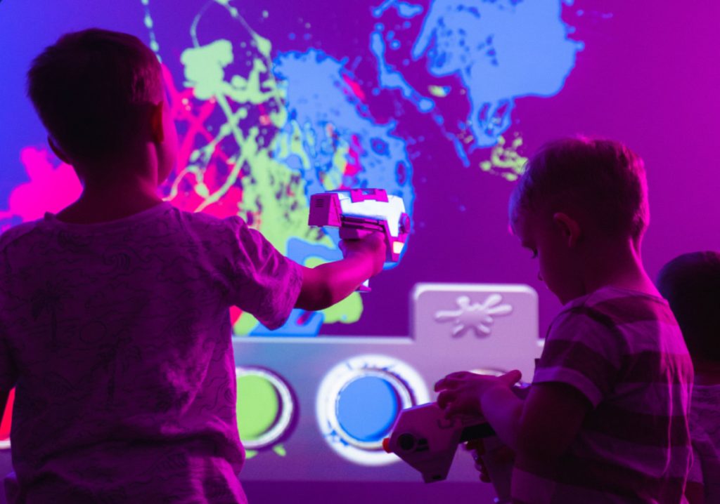 ROOMIE Premium interaktywna ściana i podłoga -