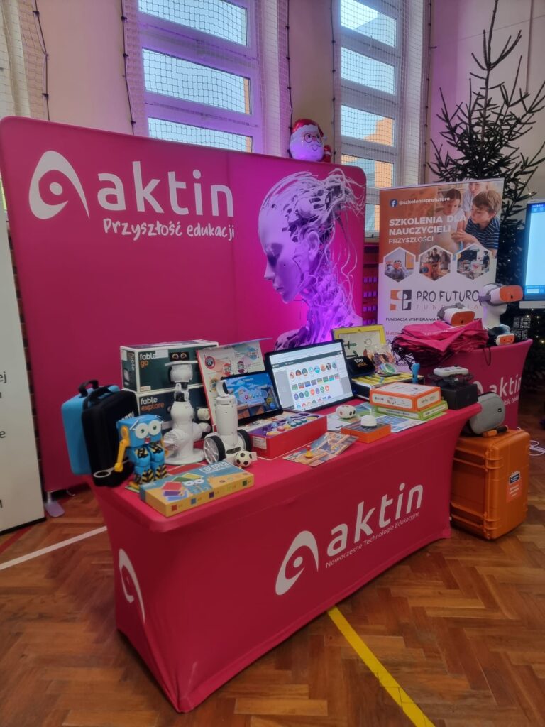 „Szkoła w przyszłości. Przyszłość w szkole” – inspirujące spotkanie o nowoczesnej edukacji - Aktualności