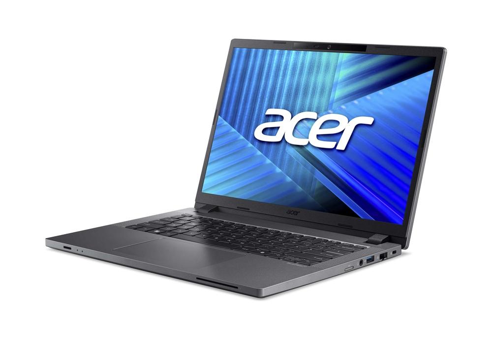 Laptop Acer z włączonym ekranem z logo marki.