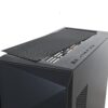 Górny panel obudowy komputerowej z portami USB, złączami audio i filtrem przeciwkurzowym.