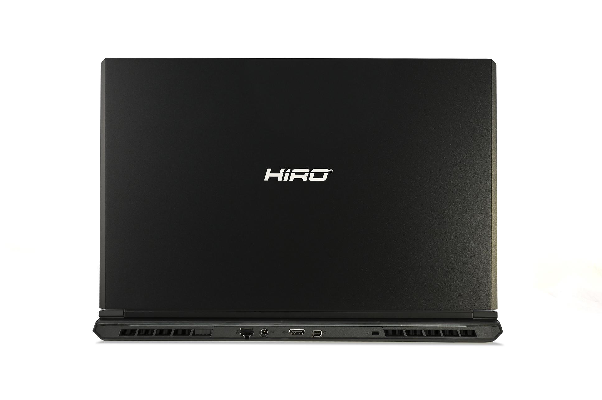 Zamknięty laptop gamingowy HIRO z widocznymi portami na tylnej krawędzi obudowy.