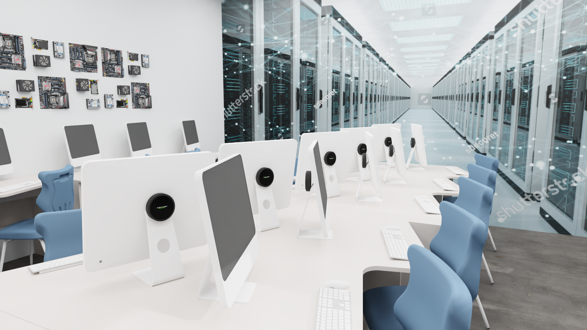 Stanowiska komputerowe z widokiem na nowoczesną serwerownię i podzespoły komputerowe na ścianie.