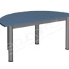 Stół przedszkolny z półokrągłym blatem o wymiarach 1200×600 mm.